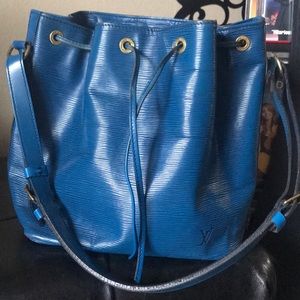 Authentic Louis Vuitton Epi Noe Bag